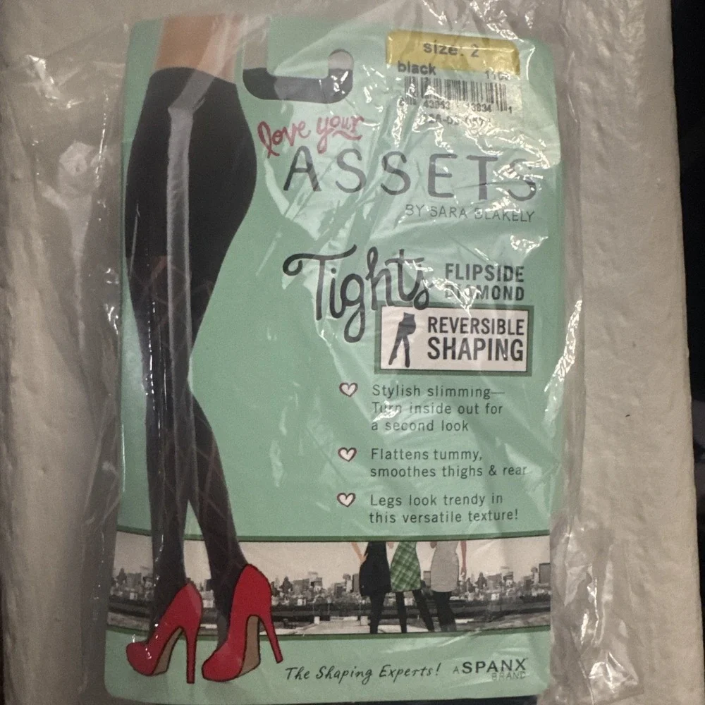 SPANX LOVE YOUR ASSETS FLIPSIDE DIAMOND REVERSIBLE SHAPING TIGHTS Size 2  BLACK